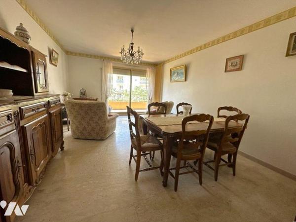 A VENDRE TOULON (VAR) 83200 SAINT-ROCH APPARTEMENT T3 DE 68 M2 + GARAGE - DERNIER ETAGE - TERRA...