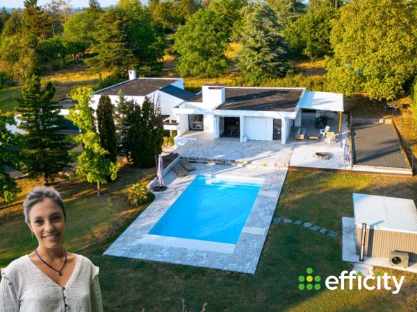 Maison
         6 pièces
        - 208 m² Exclusivité 655 000 € *