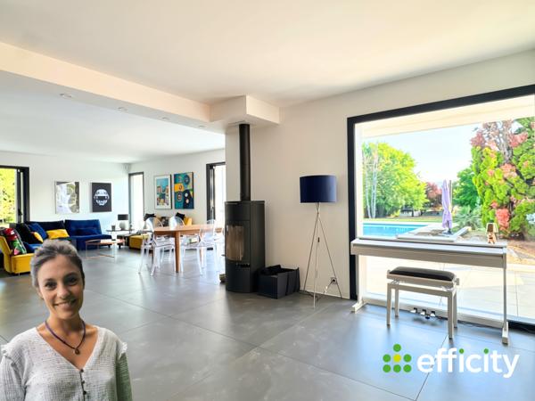 Maison
         6 pièces
        - 208 m² Exclusivité 655 000 € *