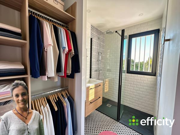 Maison
         6 pièces
        - 208 m² Exclusivité 655 000 € *