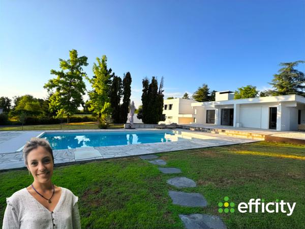 Maison
         6 pièces
        - 208 m² Exclusivité 655 000 € *