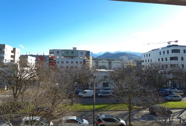 GRENOBLE Pas d'encadrement des loyers T1bis au calme