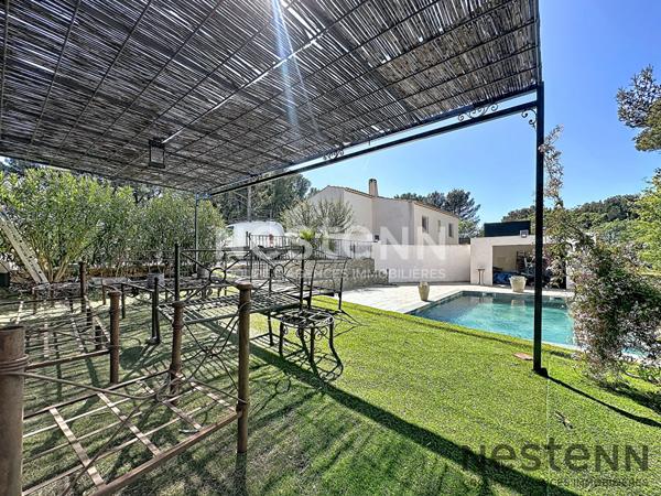 À vendre à Aubagne Fenestrelle ? Villa T5 160 m² avec piscine et prestations de qualité