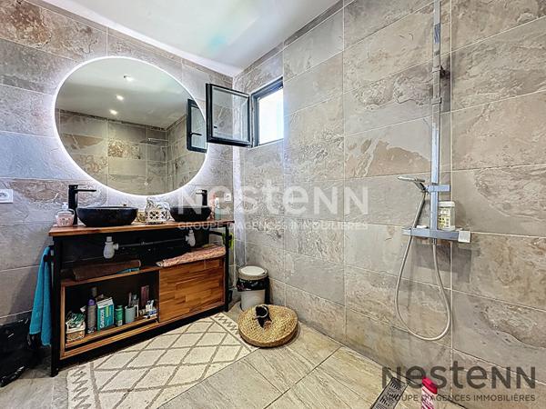 À vendre à Aubagne Fenestrelle ? Villa T5 160 m² avec piscine et prestations de qualité