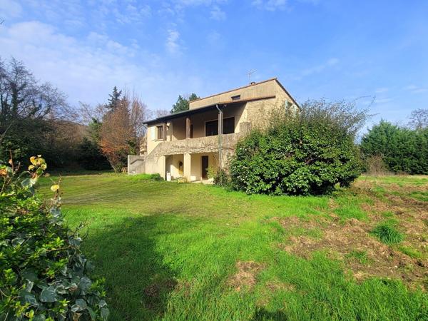 Maison d'architecte de 150 m² habitables avec 1 100 m² de terrain 320 000 €