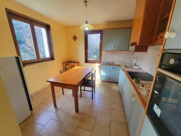 Maison d'architecte de 150 m² habitables avec 1 100 m² de terrain 320 000 €