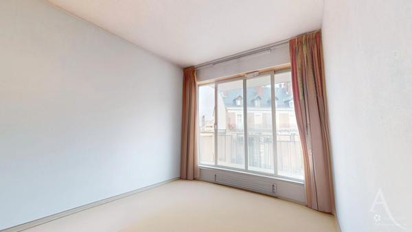 Appartement Grenoble 2 pièces 65 m2 ascenseur 3 balcons garage en option