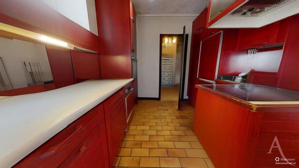 Appartement Grenoble 2 pièces 65 m2 ascenseur 3 balcons garage en option