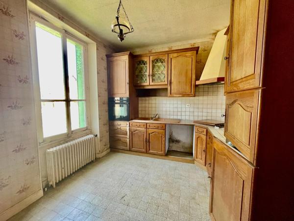 Maison à vendre 6 pièces proche de VOVES (28)