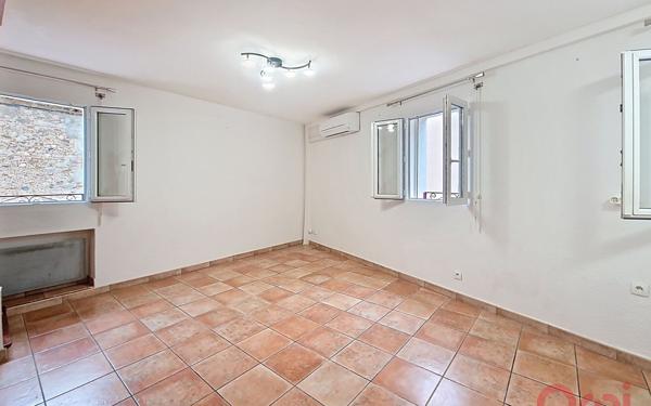 Maison à louer    3 pièces •  Saint-Cyprien