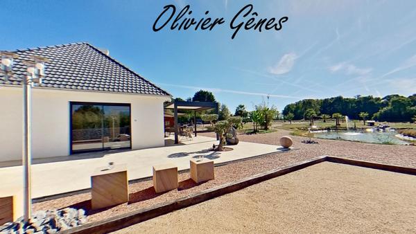 Propriété - 8 pièces - 170 m² - 4 chambres - Terrain - LA MILESSE