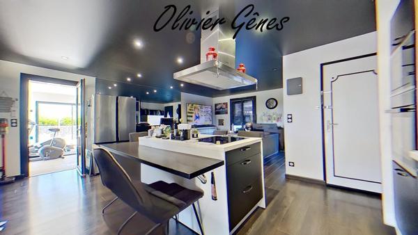 Propriété - 8 pièces - 170 m² - 4 chambres - Terrain - LA MILESSE