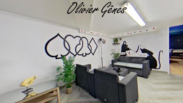 Propriété - 8 pièces - 170 m² - 4 chambres - Terrain - LA MILESSE