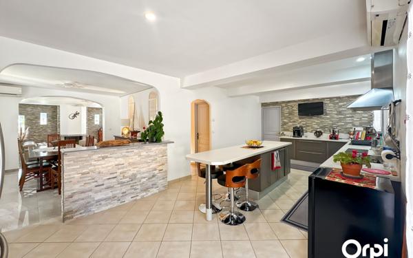 Maison à vendre    6 pièces •  Lorgues