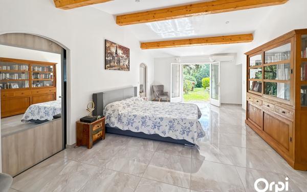 Maison à vendre    6 pièces •  Lorgues