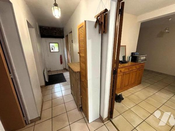 Charmante Maisonnette d'environ 48 m² à vendre, dans le hameau de Besigny sur la commune de Sou...