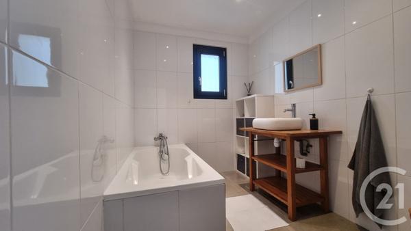 Maison à vendre  6 pièces - 179,95 m2 ST MAXIMIN LA STE BAUME - 83