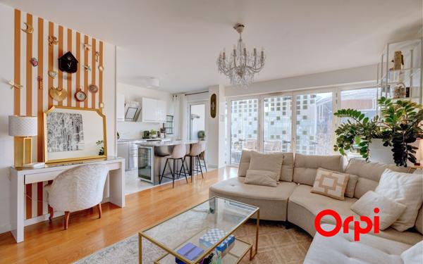 Appartement à vendre    3 pièces • 74,66 m2 Lyon 2