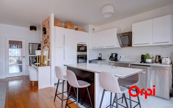 Appartement à vendre    3 pièces • 74,66 m2 Lyon 2