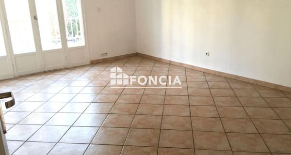 Location Appartement 3 pièces 60.59 m² - Toulon 83000