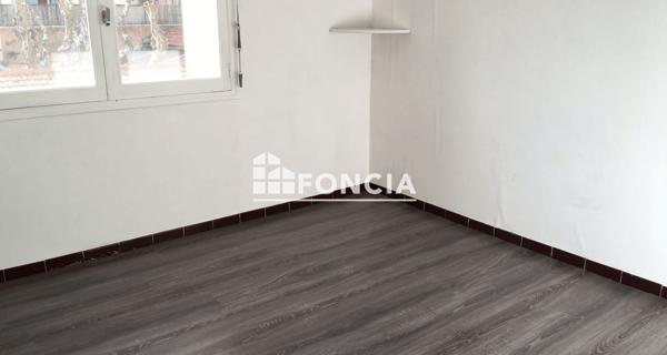 Location Appartement 3 pièces 60.59 m² - Toulon 83000