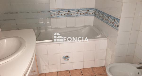 Location Appartement 3 pièces 60.59 m² - Toulon 83000