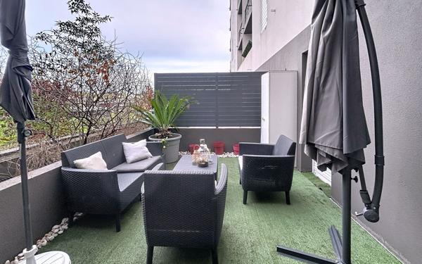 Appartement à vendre    2 pièces • 41,33 m2 Marseille 10