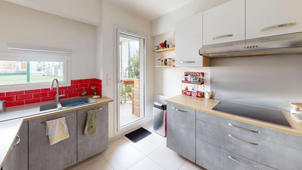 Appartement meublé Courbevoie 85.19m² - 2300€CC