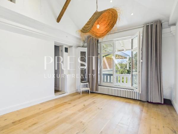 Appartement de 134 m² dans une bâtisse en pierre, à 10 min des plages à vélo, ANGLET