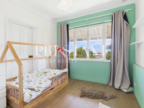 Appartement de 134 m² dans une bâtisse en pierre, à 10 min des plages à vélo, ANGLET