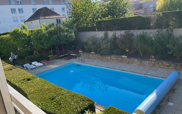 Appartement à vendre    5 pièces • 102 m2 Talant