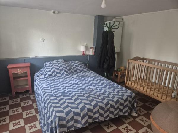 À vendre - Maison individuelle, 5 pièces située à Tours (37000)