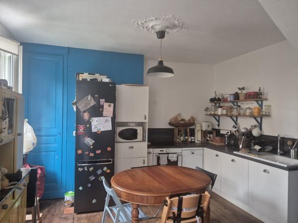 À vendre - Maison individuelle, 5 pièces située à Tours (37000)