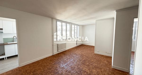Location Appartement 2 pièces 57.18 m² - Paris 75018