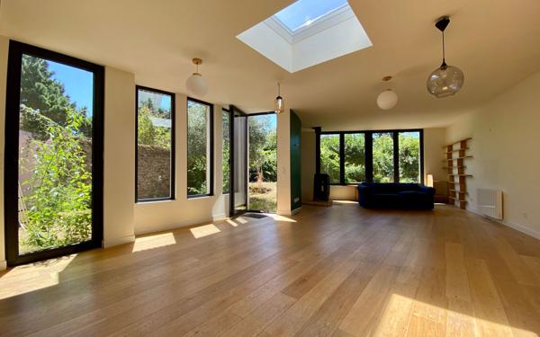 Maison à vendre    6 pièces • 160 m2 Séné