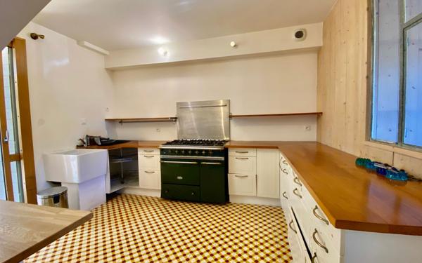 Maison à vendre    6 pièces • 160 m2 Séné