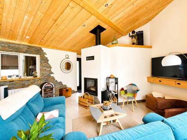 PLAIN-PIED RÉNOVÉ - 3 CHAMBRES AVEC SPA ET HANGAR DE 90 M²