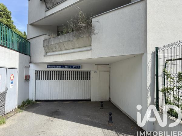Parking à vendre 15 m² Évry-Courcouronnes