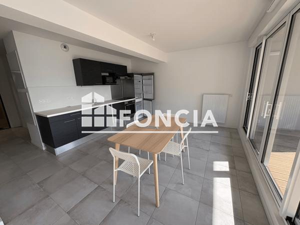 Location Appartement meublé 3 pièces 64.92 m² - RESIDENCE GREEN VALLEY Bordeaux 33100