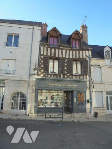 Local commercial à vendre à Beaugency (45190), Loiret (45)

Ce bien immobilier est constitué ...