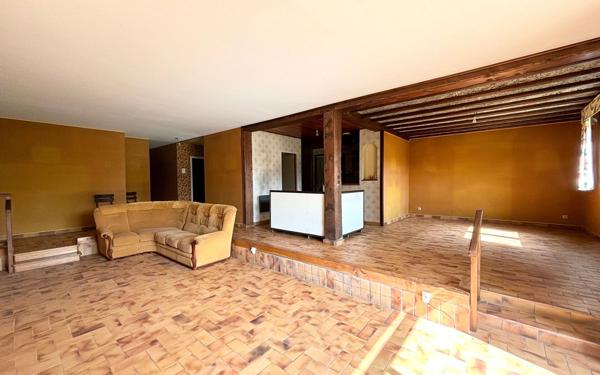 Maison à vendre    7 pièces • 170,19 m2 Dommartin