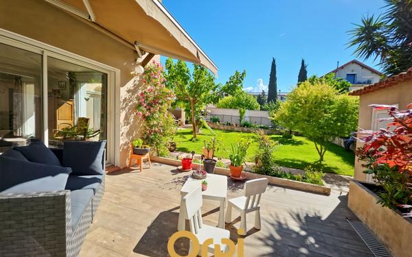 Maison à vendre    5 pièces • 330 m2 Marseille 12