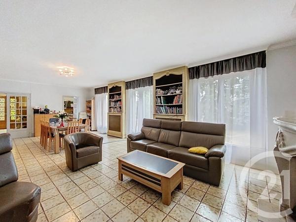 Maison à vendre  8 pièces - 208,85 m 2   SULLY SUR LOIRE  - 45
