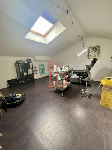 Bureau de 110 m² à louer à Bordeaux Bastide