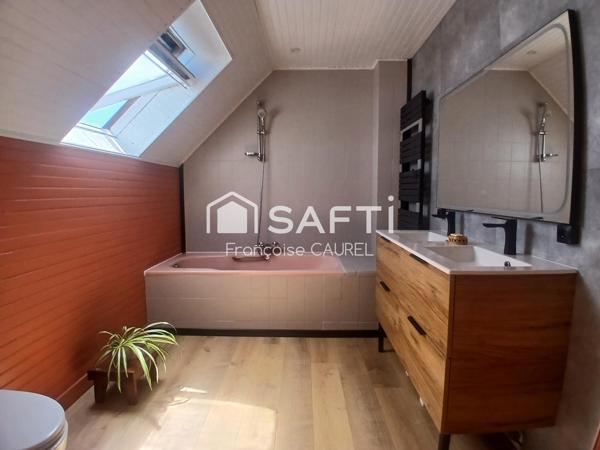 Maison familiale 160m² vie de plain pied, pisicine
