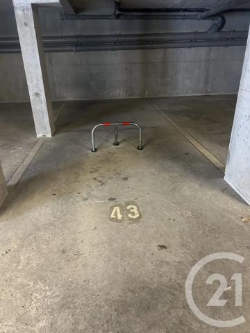 Parking à vendre  15 m 2   CORBEIL ESSONNES  - 91
