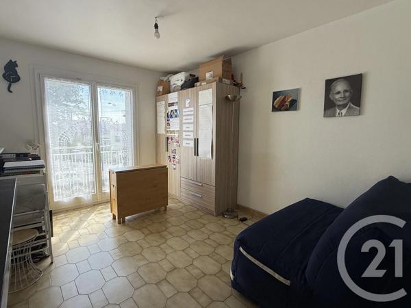 Appartement F1 à vendre  1 pièce - 20 m 2   SAVIGNY SUR ORGE  - 91