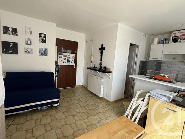 Appartement F1 à vendre  1 pièce - 20 m 2   SAVIGNY SUR ORGE  - 91