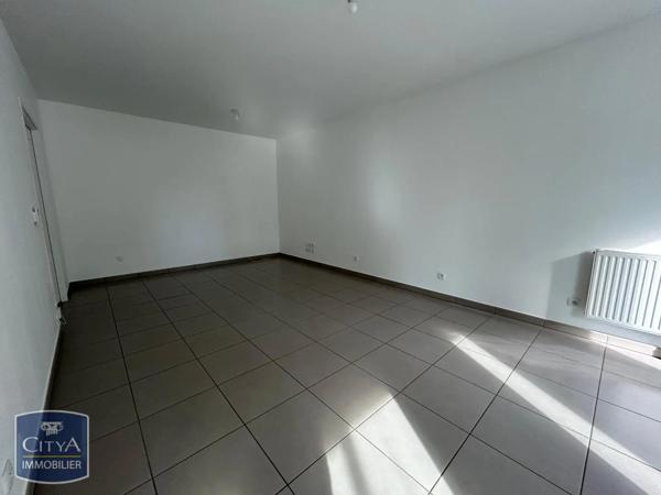 Appartement à louer 2 pièces 59.6m² Orléans (45100)