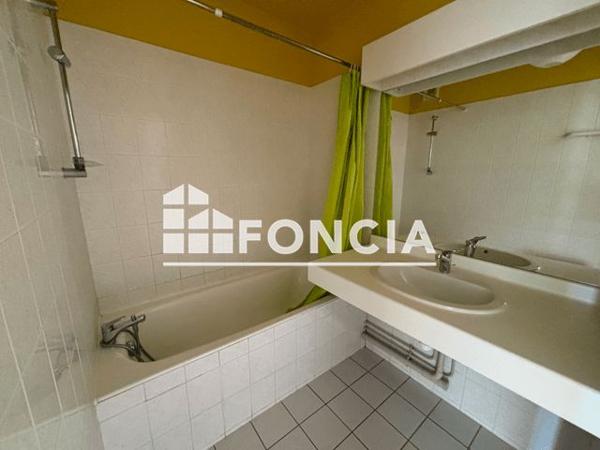 Location Studio 23.58 m² - 3 RUE IRENEE LELIEVRE Reims 51100